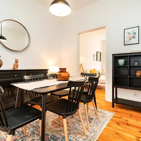 Διαμέρισμα Charming And Bright Near Campo Pequeno